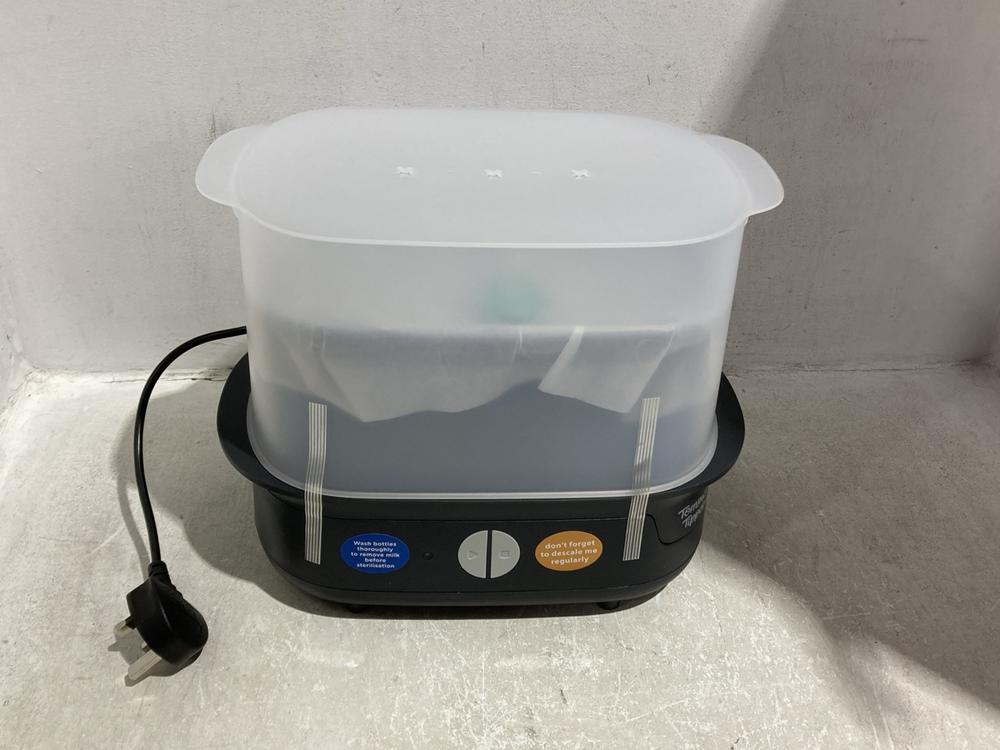 Lot 1462  
            Chesterfield SR44 - Parcel Delivery Only 

                
TOMMEE TIPPEE SUPERSTEAM ELECTRIC STEAM STERILISER (LOCATION: B6)