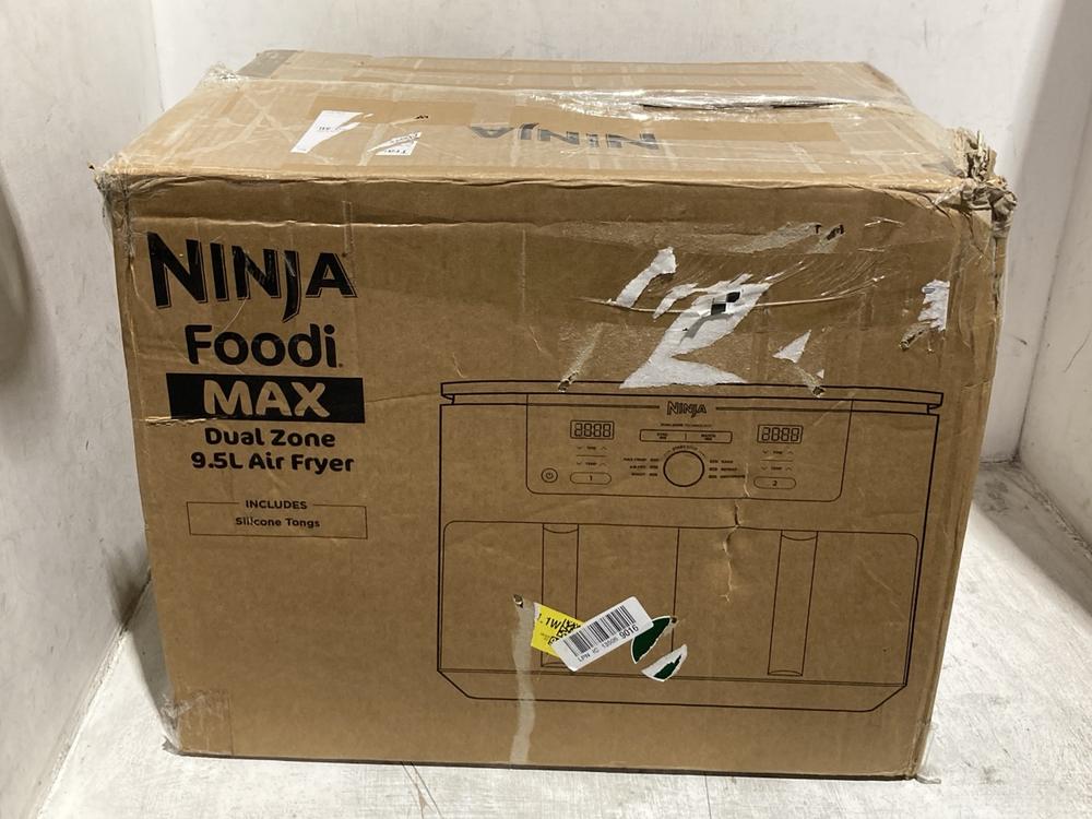 Lot 1468  
            Chesterfield SR44 - Parcel Delivery Only 

                
NINJA FOODI DUAL ZONE AIR FRYER (LOCATION: B6)