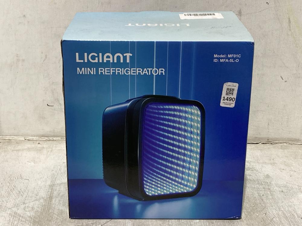 Lot 1490  
            Chesterfield SR44 - Parcel Delivery Only 

                
LIGIANT MINI REFRIGERATOR MF01C (LOCATION: B7)