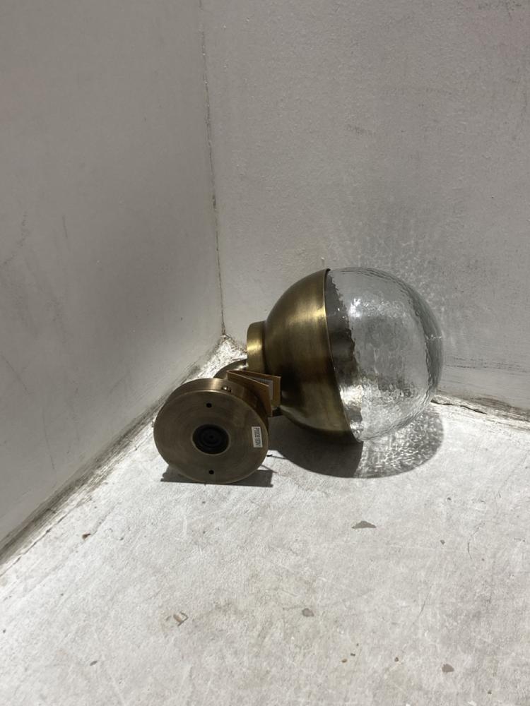 Lot 155  
            Chesterfield SR44 - Parcel Delivery Only 

                
NKUKU ABEO OUTDOOR WALL LAMP - ANTIQUE BRASS - ITEM NO. AL4501 - ORIGINAL RRP £20...