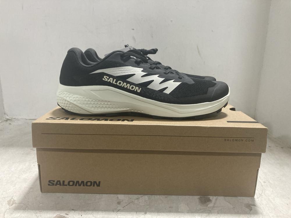 Lot 242  
            Chesterfield SR44 - Parcel Delivery Only 

                
SALOMON ALPHA GLIDE SHOES IN BLACK SIZE 11 (LOCATION: F1)