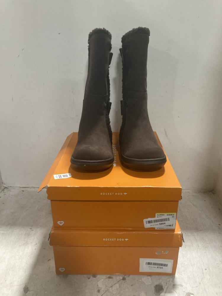 Lot 253  
            Chesterfield SR44 - Parcel Delivery Only 

                
3 X ASSORTED SHOES TO INCLUDE ROCKET DOG BOOTS IN BROWN SIZE 6 (LOCATION: F1)