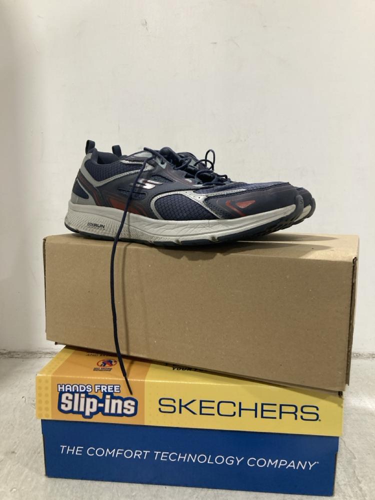 Lot 337  
            Chesterfield SR44 - Parcel Delivery Only 

                
3 X ASSORTED SHOES TO INCLUDE SKECHERS SHOES IN BLUE SIZE 10.5 (LOCATION: F3)