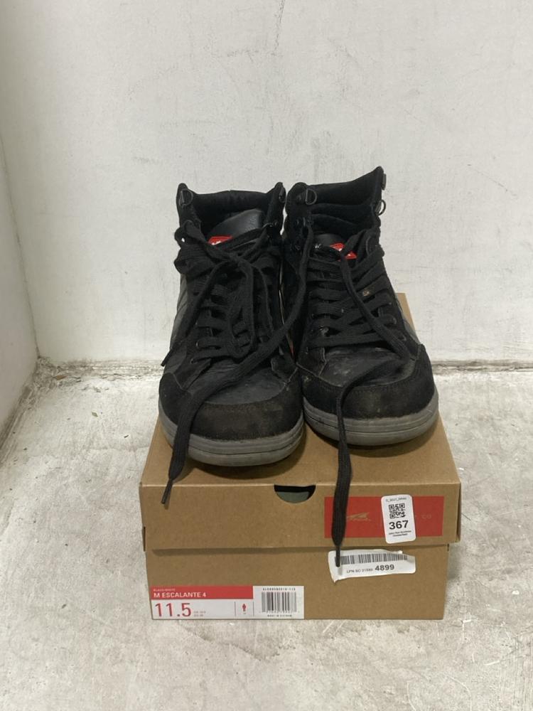 Lot 367  
            Chesterfield SR44 - Parcel Delivery Only 

                
LEE COOPER WORK WEAR SAFETY SHOES IN BLACK SIZE 9 TO INCLUDE ALTRA M ESCALANTE 4 ...