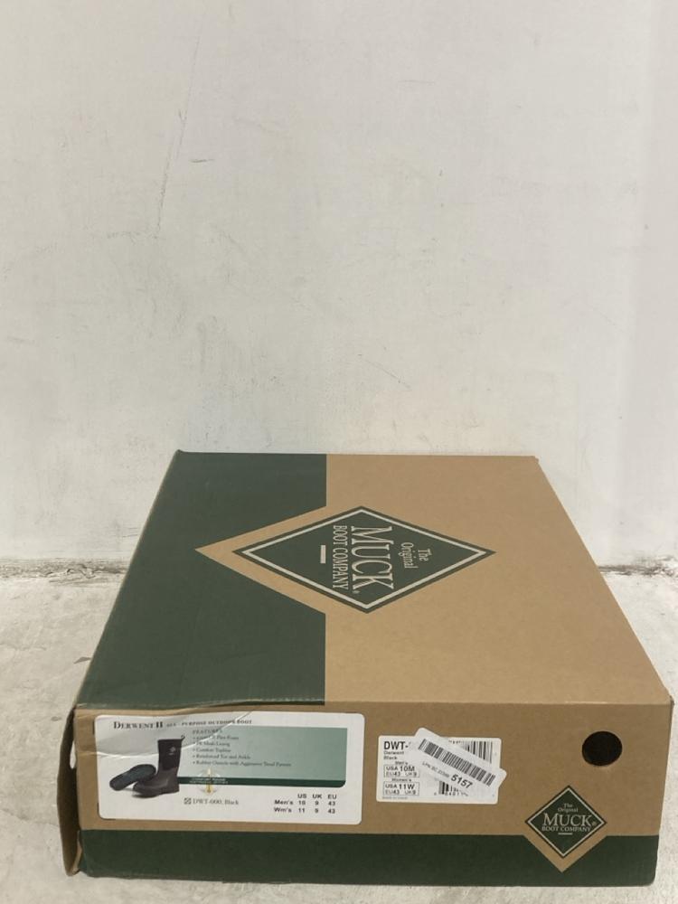 Lot 382  
            Chesterfield SR44 - Parcel Delivery Only 

                
MUCK BOOTS IN BLACK SIZE 9 (LOCATION: F4)