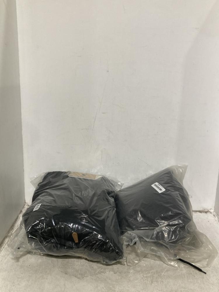 Lot 398  
            Chesterfield SR44 - Parcel Delivery Only 

                
TRESPASS COAT IN BLACK SIZE L TO INCLUDE TRESPASS WOMENS JACKET IN BLACK SIZE XL ...