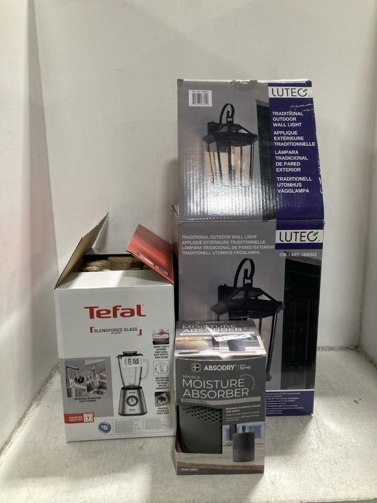 Lot 437  
            Chesterfield SR44 - Parcel Delivery Only 

                
3 X ASSORTED KITCHEN ITEMS TO INCLUDE TEFAL BLENDFORCE BLENDER (LOCATION: F6)