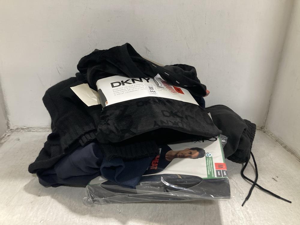 Lot 444  
            Chesterfield SR44 - Parcel Delivery Only 

                
6 X ASSORTED ADULTS CLOTHING ITEMS TO INCLUDE DKNY PJ SET IN BLACK SIZE M (LOCATI...