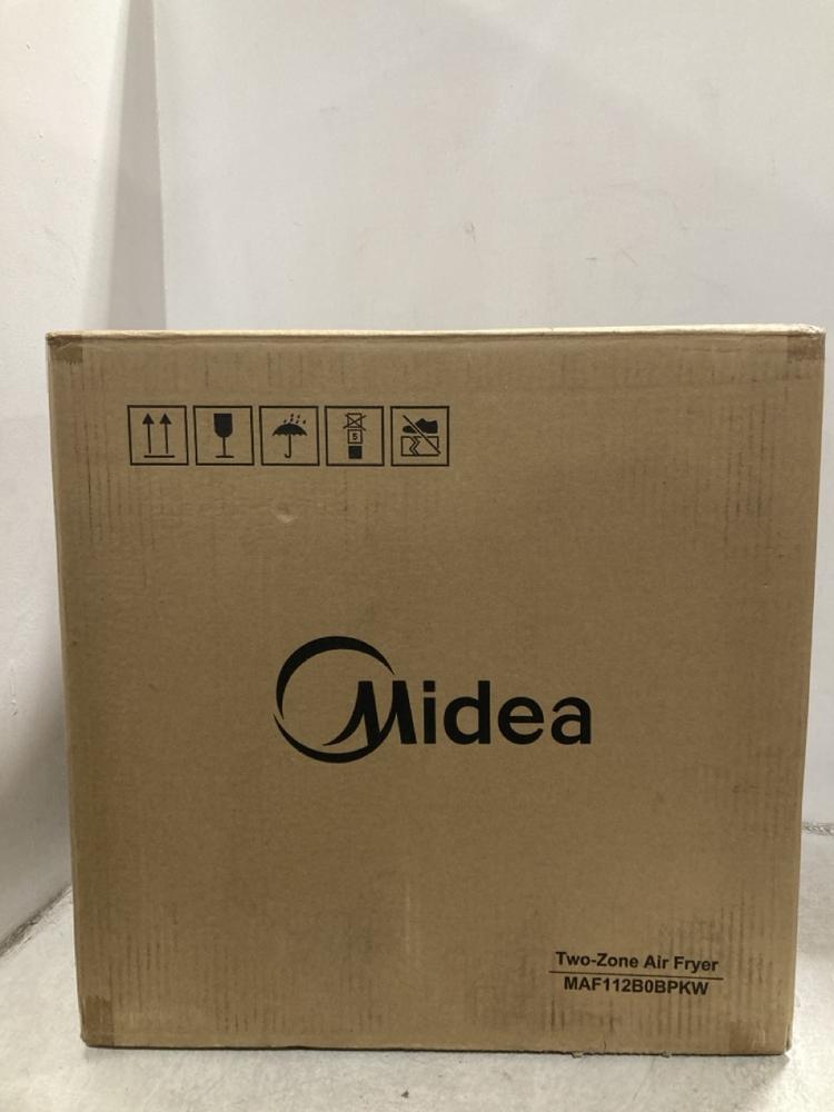 Lot 449  
            Chesterfield SR44 - Parcel Delivery Only 

                
MIDEA TWO ZONE MANUAL AIR FRYER (LOCATION: F6)