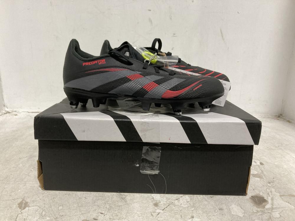Lot 514  
            Chesterfield SR44 - Parcel Delivery Only 

                
ADIDAS PREDATOR LEAGUE FT SG J IN BLACK SIZE 3 UK (LOCATION: E1)