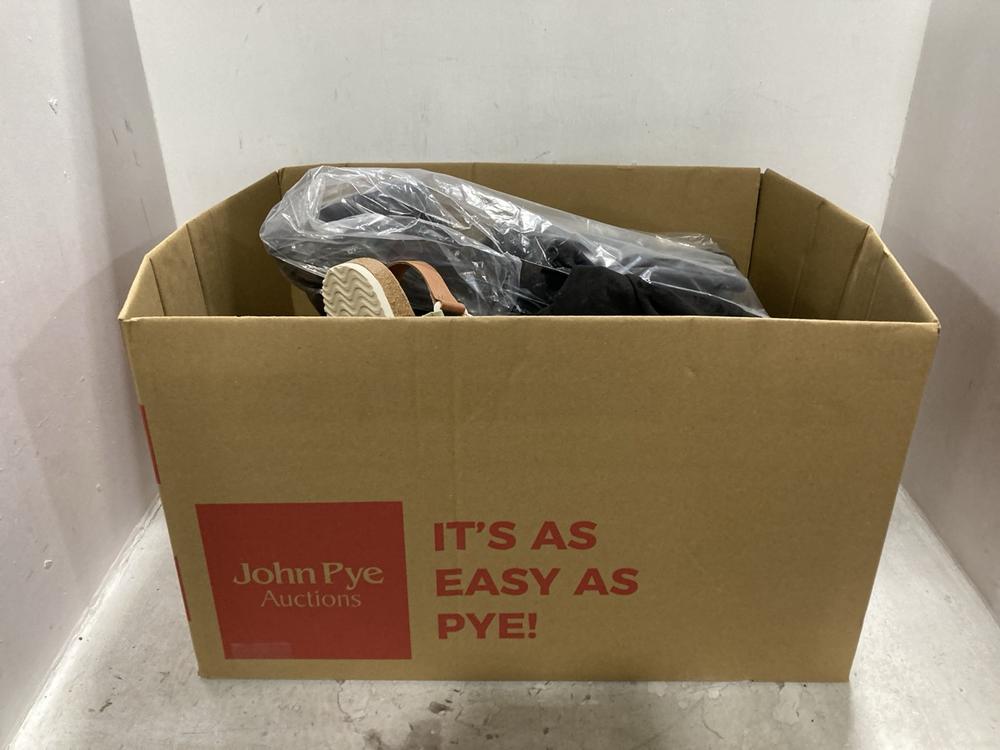 Lot 553  
            Chesterfield SR44 - Parcel Delivery Only 

                
BOX OF ASSORTED ADULTS CLOTHES TO INCLUDE HIGH KNEE BOOTS IN BLACK SIZE 5 UK (LOC...