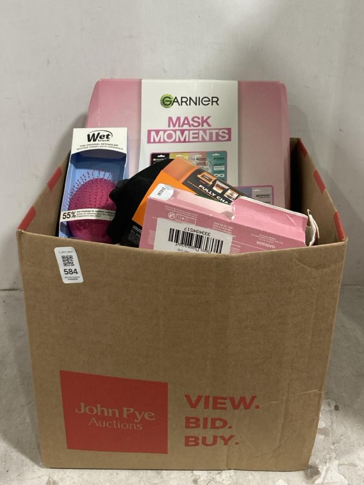 Lot 584  
            Chesterfield SR44 - Parcel Delivery Only 

                
BOX OF ASSORTED BEAUTY ITEMS TO INCLUDE WET BRUSH THE ORIGINAL DETANGLER (LOCATIO...