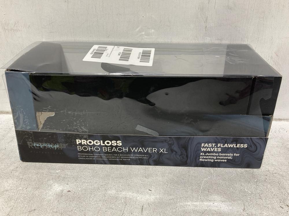 Lot 592  
            Chesterfield SR44 - Parcel Delivery Only 

                
REVAMP PROGLOSS BOHO BEACH WAVER XL (LOCATION: E3)