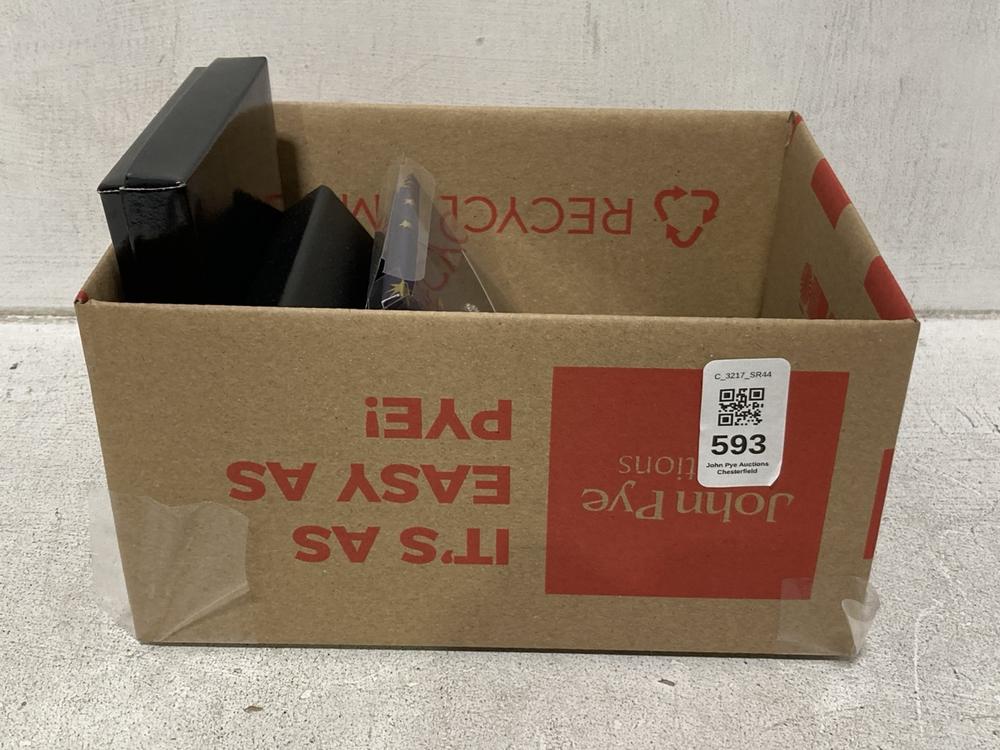 Lot 593  
            Chesterfield SR44 - Parcel Delivery Only 

                
BOX OF ASSORTED JEWELLERY TO INCLUDE TREAT REPUBLIC LONDON GOLD NECKLACE (LOCATIO...