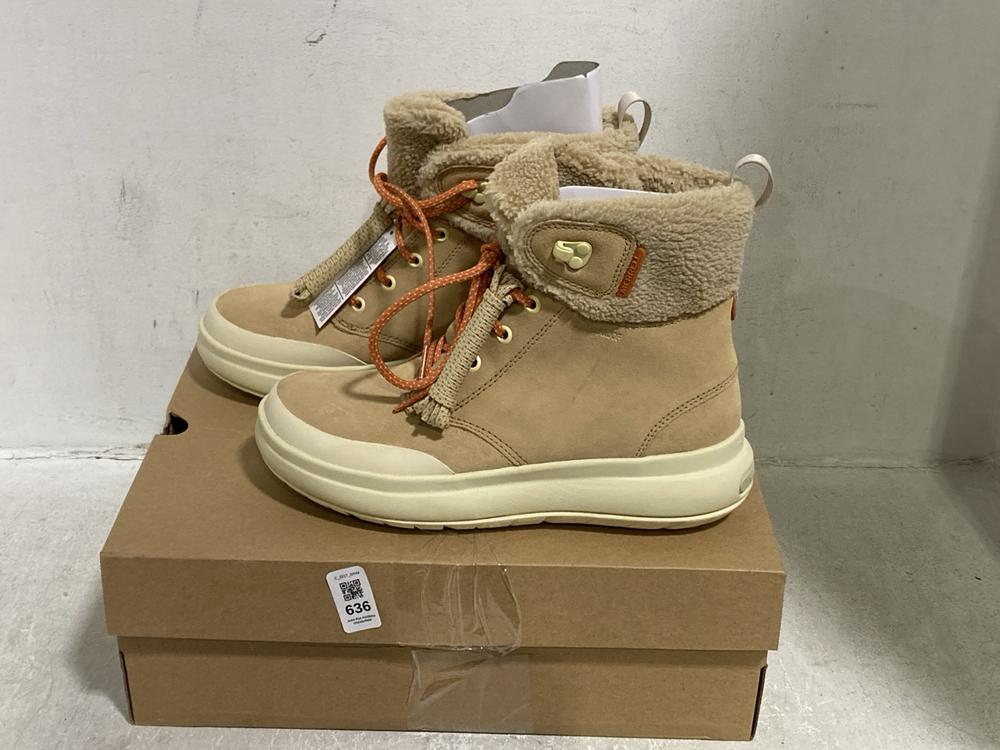 Lot 636  
            Chesterfield SR44 - Parcel Delivery Only 

                
MERRELL MARQUETTE THERMO LACE WP BRONZER 6.5 UK (LOCATION: E4)