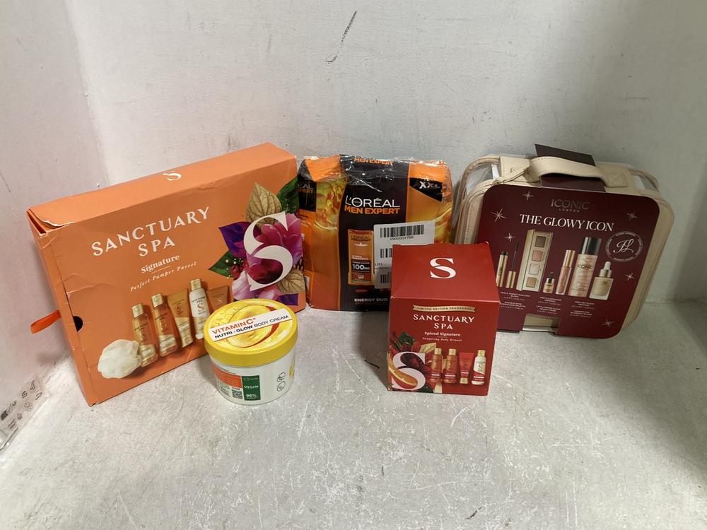Lot 644  
            Chesterfield SR44 - Parcel Delivery Only 

                
BOX OF ASSORTED BEAUTY ITEMS TO INCLUDE SANCTUARY SPICED SIGNATURE (LOCATION: E4)