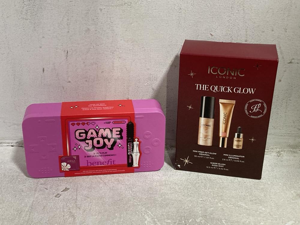 Lot 661  
            Chesterfield SR44 - Parcel Delivery Only 

                
BOX OF ASSORTED BEAUTY ITEMS TO INCLUDE BENEFIT MIGHTY FINE BROW PEN (LOCATION: E4)