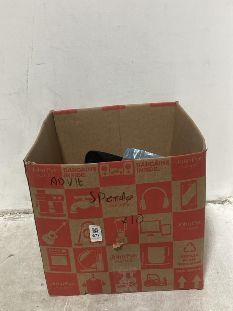 Lot 677  
            Chesterfield SR44 - Parcel Delivery Only 

                
BOX OF ASSORTED SPEEDOS TO INCLUDE GREEN SPEEDO SWIMMING COSTUME SIZE 12 (LOCATIO...