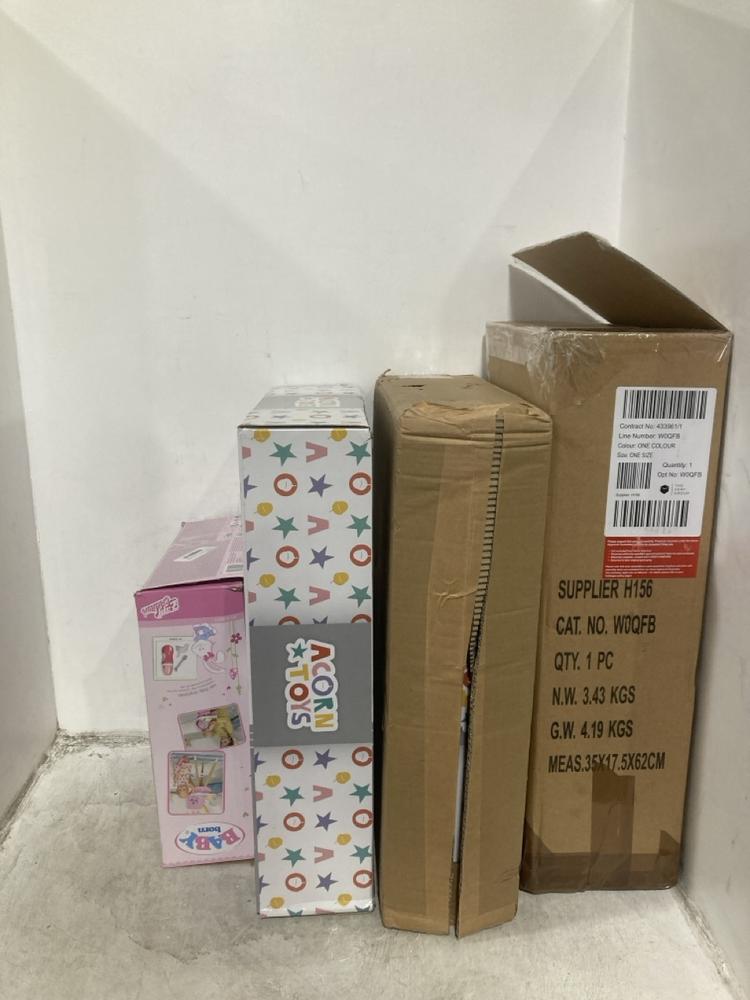 Lot 708  
            Chesterfield SR44 - Parcel Delivery Only 

                
4 X ASSORTED KIDS TOYS TO INCLUDE CELUNA TRAVEL SYSTEM (LOCATION: E5)