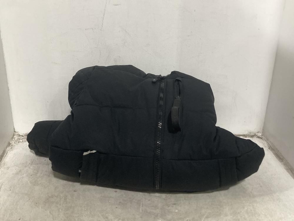 Lot 713  
            Chesterfield SR44 - Parcel Delivery Only 

                
ZAVETTI CANADA BIG PUFFER COAT IN BLACK SIZE S (LOCATION: E5)