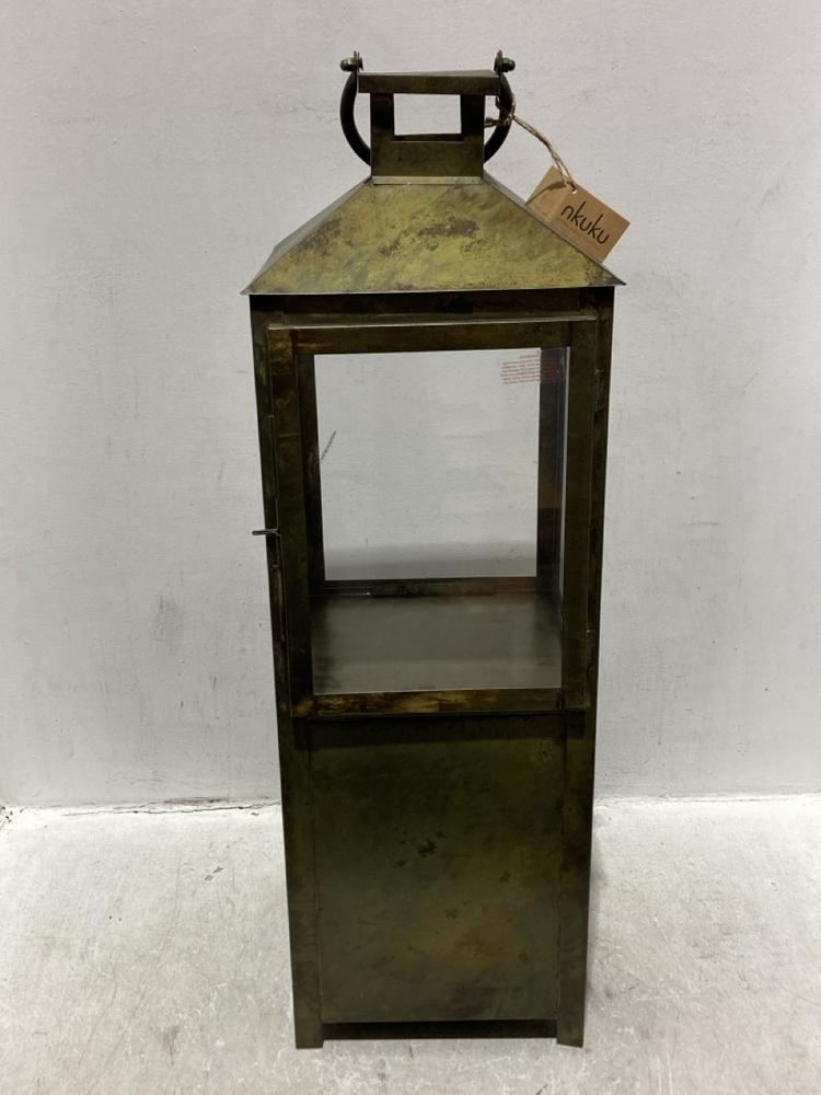 Lot 74  
            Chesterfield SR44 - Parcel Delivery Only 

                
NKUKU ASHARU LANTERN - ANTIQUE PATINA - ITEM NO. AL4302 - ORIGINAL RRP £180 (LOCA...
