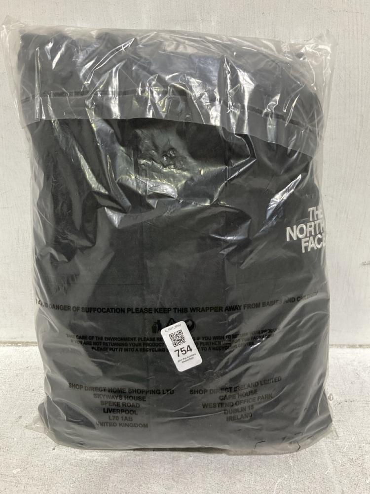 Lot 754  
            Chesterfield SR44 - Parcel Delivery Only 

                
THE NORTH FACE REIGN ON PARKA IN BLACK SIZE LARGE (LOCATION: E6)