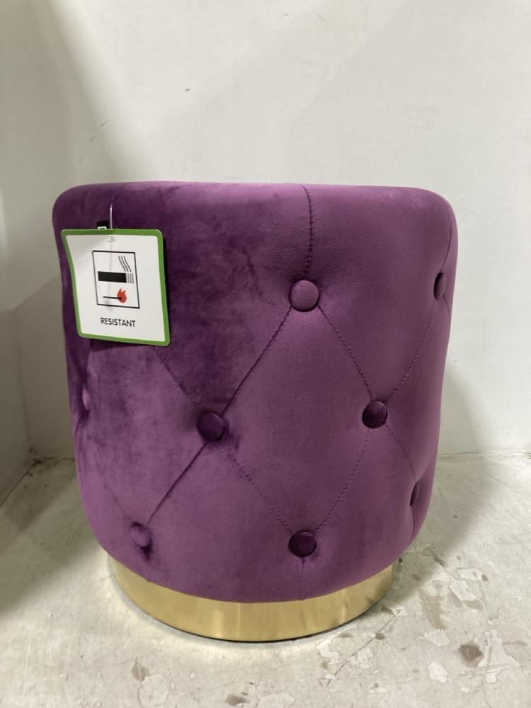 Lot 781  
            Chesterfield SR44 - Parcel Delivery Only 

                
BELIANI POUFFE CARROLLTON VELVET PURPLE - ITEM NO. 32907 - ORIGINAL RRP £420 (LOC...