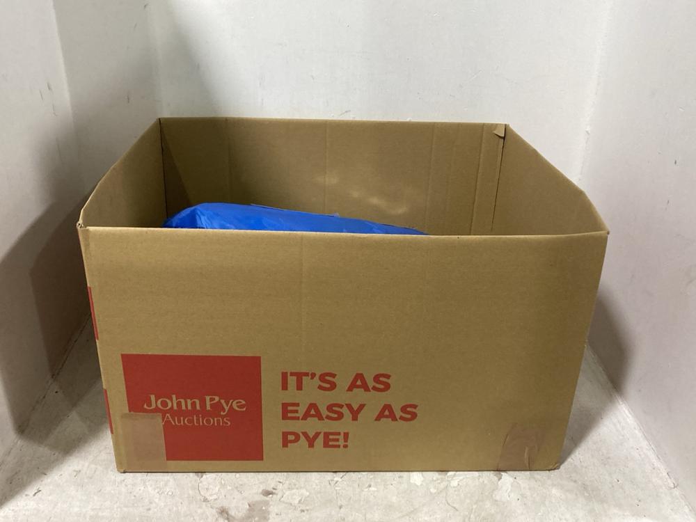 Lot 787  
            Chesterfield SR44 - Parcel Delivery Only 

                
BOX OF ASSORTED ITEMS TO INCLUDE POP UP OCEAN TENT (LOCATION: E8)