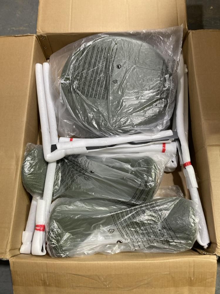 Lot 802  
            Chesterfield SR44 - Parcel Delivery Only 

                
BELIANI SET OF 2 DINING CHAIRS ALLISON BOUCLE DARK GREEN - ITEM NO. 33280 - ORIGI...