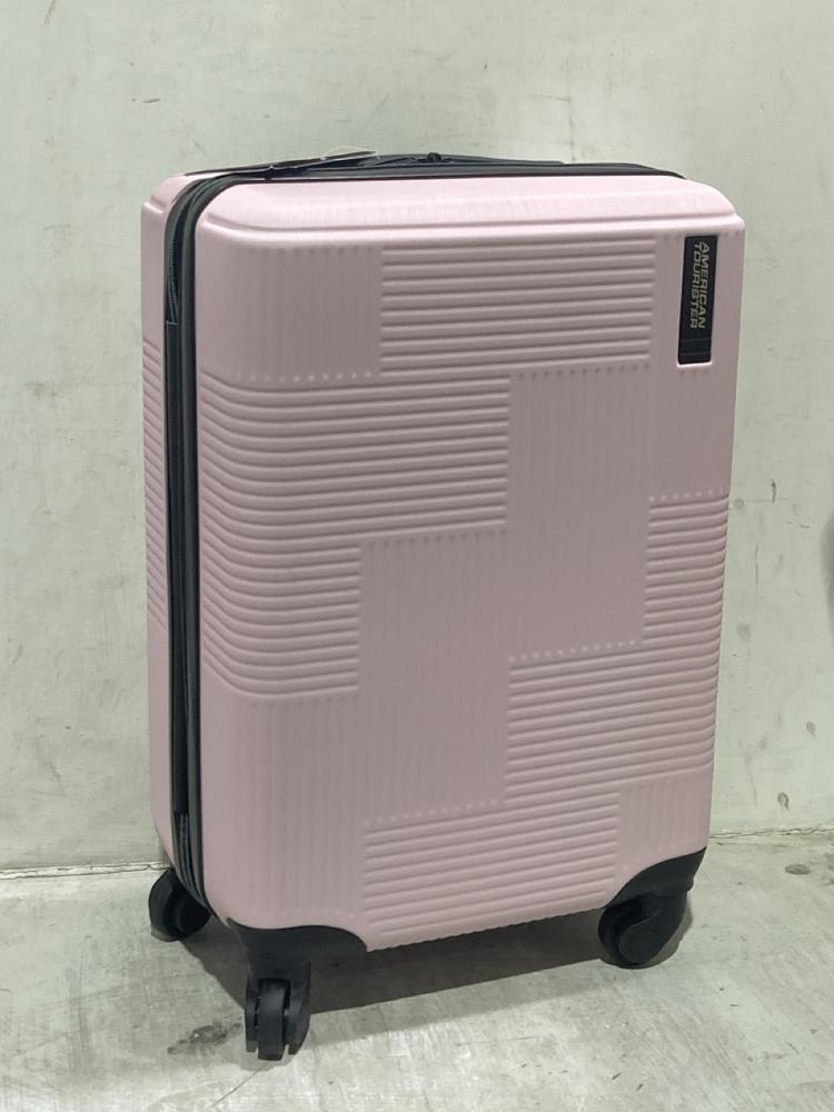 Lot 811  
            Chesterfield SR44 - Parcel Delivery Only 

                
AMERICAN TOURIST STRATUM SUITCASE (LOCATION: D1)