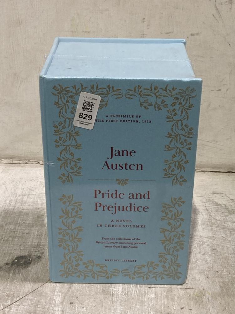 Lot 829  
            Chesterfield SR44 - Parcel Delivery Only 

                
JANE AUSTEN PRIDE AND PREJUDICE ORIGINAL RRP £125 (LOCATION: D1)
