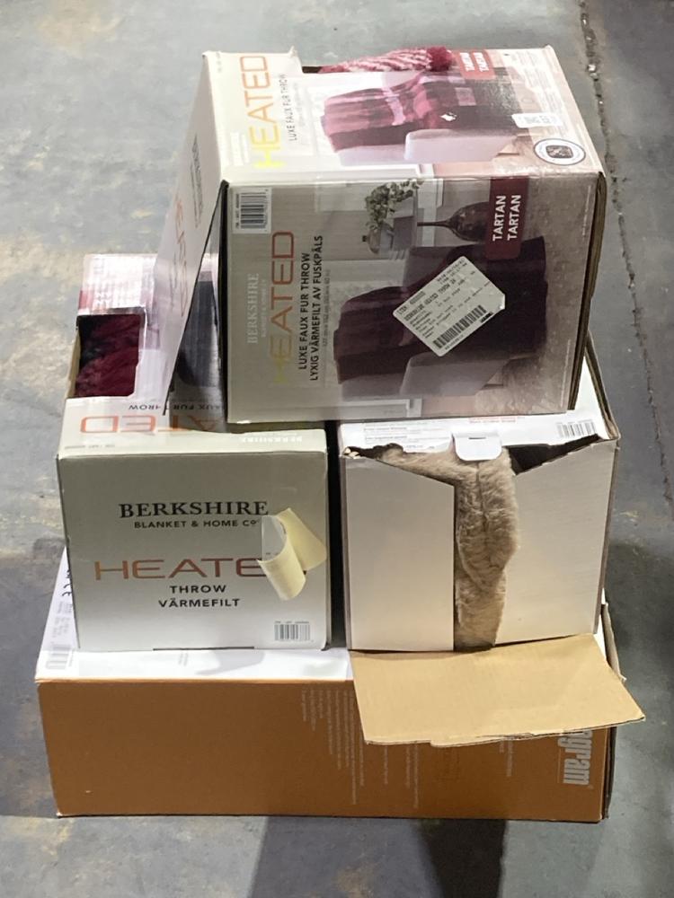 Lot 837  
            Chesterfield SR44 - Parcel Delivery Only 

                
4 X ASSORTED ITEMS TO INCLUDE BERKSHIRE BLANKET & HOME THROW (LOCATION: D1)