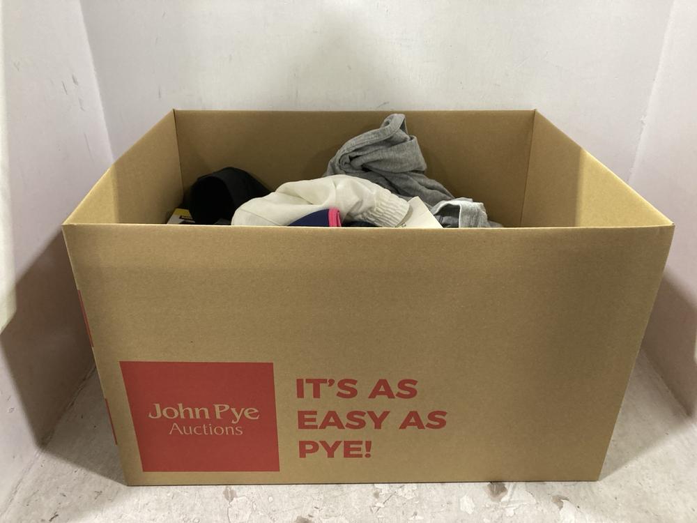 Lot 852  
            Chesterfield SR44 - Parcel Delivery Only 

                
BOX OF ASSORTED ADULT CLOTHES TO INCLUDE UNITED COLORS OF BENETTON SPORTS BRA SIZ...