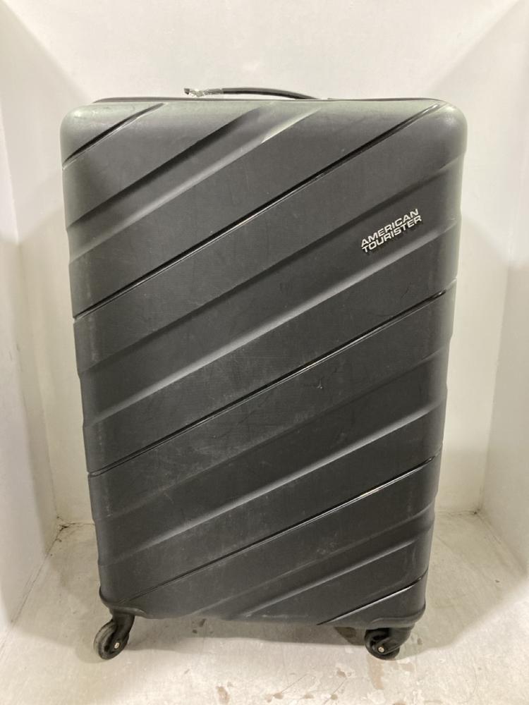 Lot 859  
            Chesterfield SR44 - Parcel Delivery Only 

                
SAMSONITE SUITCASE HARD SHELL IN BLACK (LOCATION: D2)