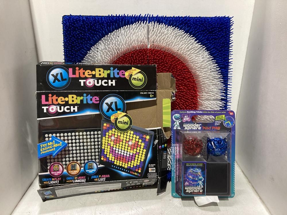 Lot 870  
            Chesterfield SR44 - Parcel Delivery Only 

                
3 X ASSORTED TOYS TO INCLUDE WONDER SPHERE MINI PRO (LOCATION: D3)