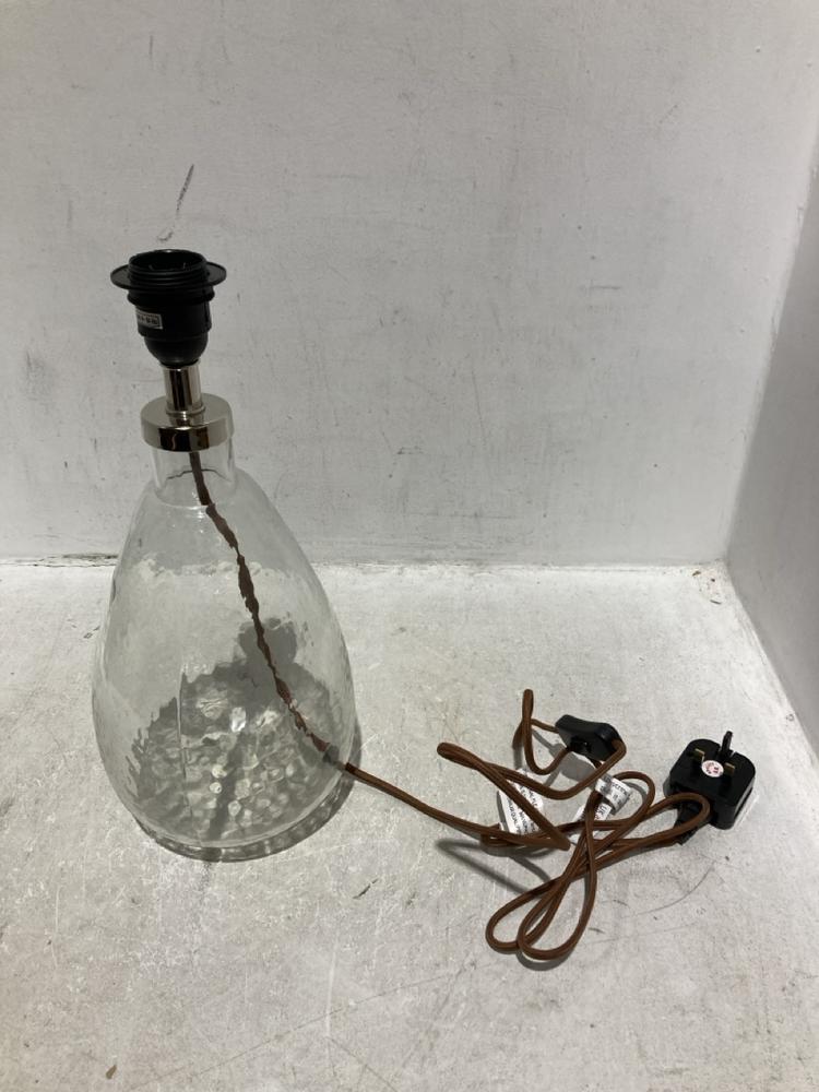 Lot 88  
            Chesterfield SR44 - Parcel Delivery Only 

                
NKUKU BABA RECYCLED GLASS LAMP - CLEAR - SMALL TALL - ITEM NO. BL5501 - ORIGINAL ...