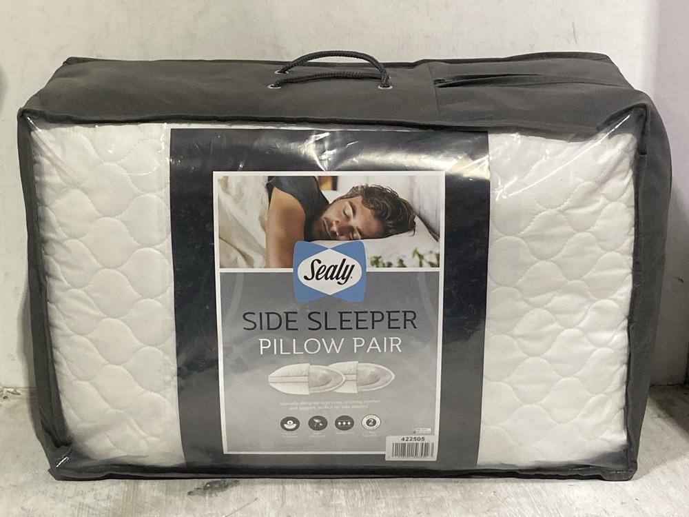 Lot 894  
            Chesterfield SR44 - Parcel Delivery Only 

                
SEALY SIDE SLEEPER PILLOW PAIR SIZE (LOCATION: D4)