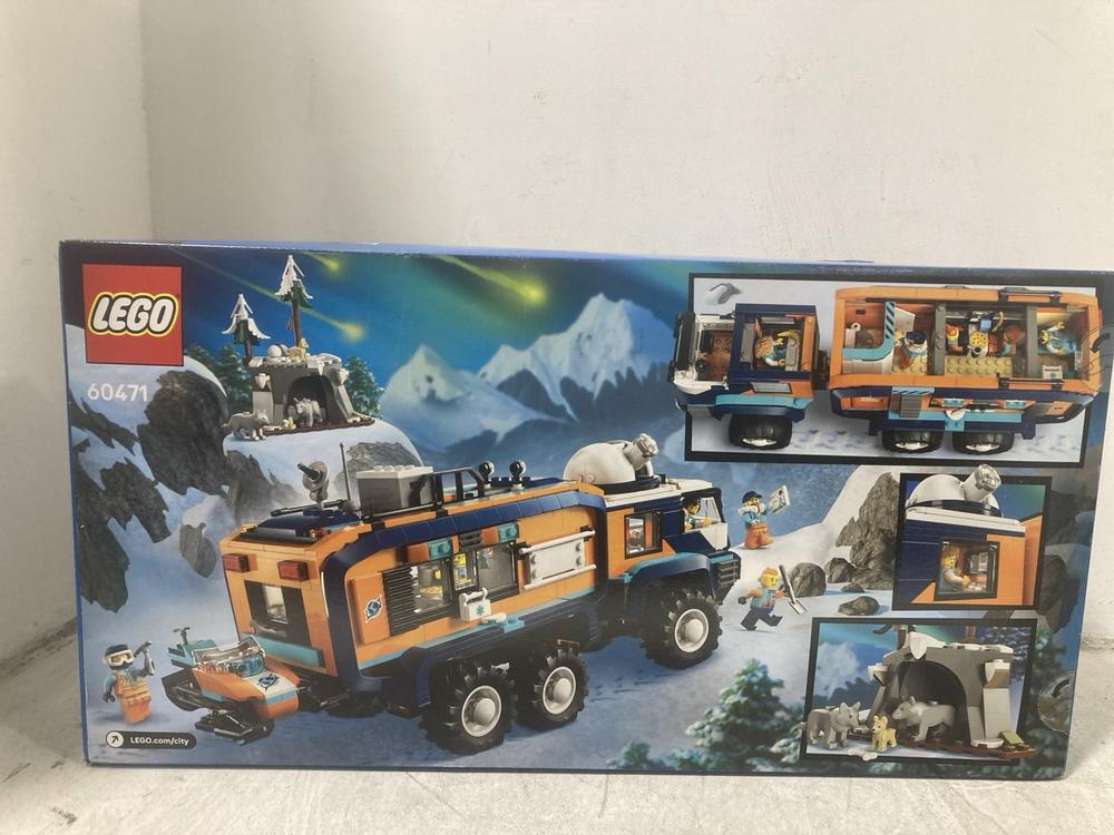 Lot 925  
            Chesterfield SR44 - Parcel Delivery Only 

                
LEGO CITY ARCTIC TRUCK SET (LOCATION: D5)