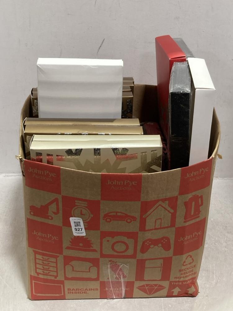 Lot 927  
            Chesterfield SR44 - Parcel Delivery Only 

                
BOX OF ASSORTED CHOCOLATES TO INCLUDE HOTEL CHOCOLAT PÂTISSERIE BBE 01/26 (MAY BE...