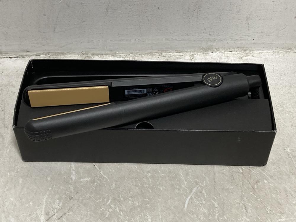 Lot 971  
            Chesterfield SR44 - Parcel Delivery Only 

                
GHD ORIGINAL PROFESSIONAL STYLER (LOCATION: D6)
