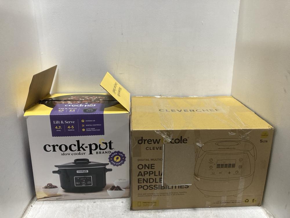 Lot 1003  
            Chesterfield SR47 - Parcel Delivery Only 

                
CROCK POT 4.7L SLOW COOKER TO INCLUDE DREW AND COLE 5L DIGITAL MULTICOOKER (LOCAT...
