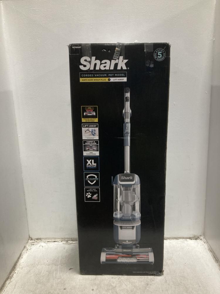 Lot 1014  
            Chesterfield SR47 - Parcel Delivery Only 

                
SHARK ANTI HAIR WRAP CORDED VACUUM CLEANER ORIGINAL RRP £299 - MODEL NO. NZ780UKT...