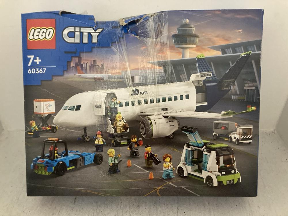 Lot 135  
            Chesterfield SR47 - Parcel Delivery Only 

                
LEGO 60367 CITY PASSENGER AIRPLANE (LOCATION: A3)