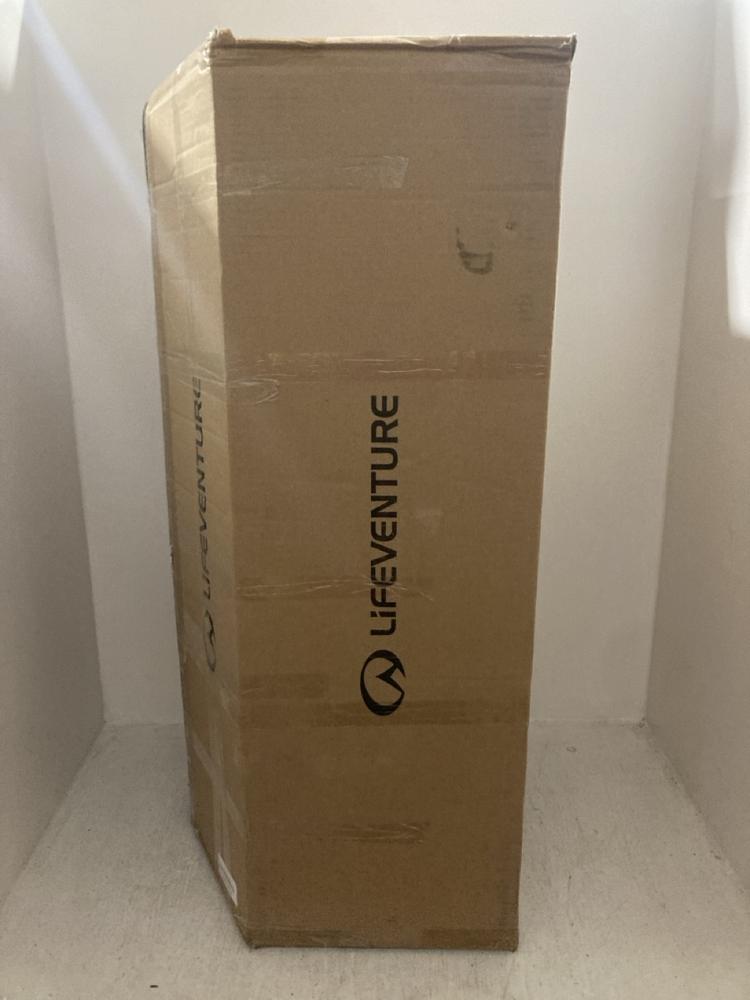 Lot 163  
            Chesterfield SR47 - Parcel Delivery Only 

                
LIFEVENTURE EXPEDITION 110L CLAMSHELL DUFFLE BAG IN BLACK ORIGINAL RRP £149 (LOCA...