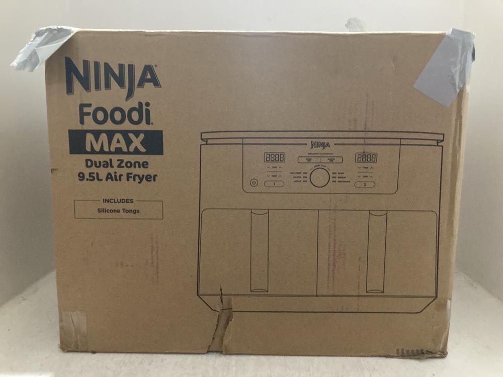 Lot 187  
            Chesterfield SR47 - Parcel Delivery Only 

                
NINJA FOODI MAX DUAL ZONE 9.5L AIR FRYER ORIGINAL RRP £229 - MODEL NO. AF400UKCP ...