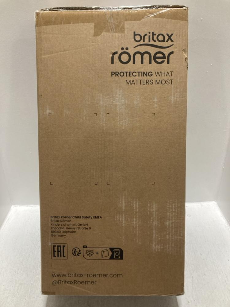 Lot 20  
            Chesterfield SR47 - Parcel Delivery Only 

                
BRITAX ROMER BABY SAFE CORE BASE (LOCATION: D7)