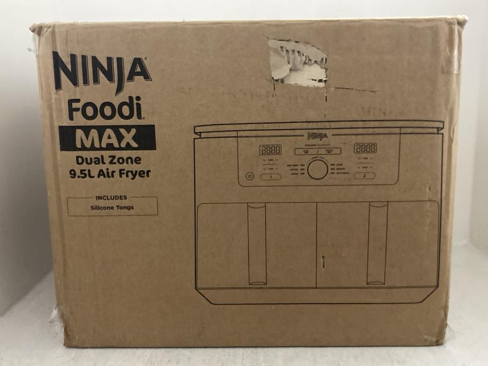Lot 300  
            Chesterfield SR47 - Parcel Delivery Only 

                
NINJA FOODI MAX DUAL ZONE 9.5L AIR FRYER ORIGINAL RRP £229 - MODEL NO. AF400UKCP ...