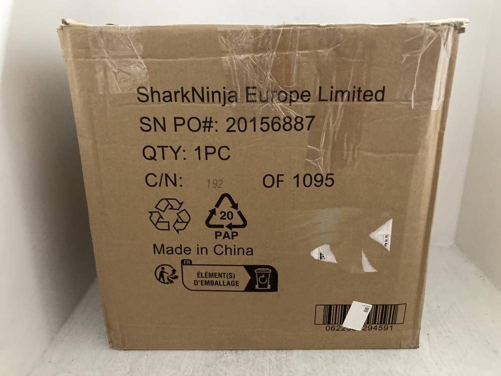 Lot 302  
            Chesterfield SR47 - Parcel Delivery Only 

                
NINJA DETECT POWER BLENDER AND PROCESSOR PRO ORIGINAL RRP £229 - MODEL NO. TB401U...