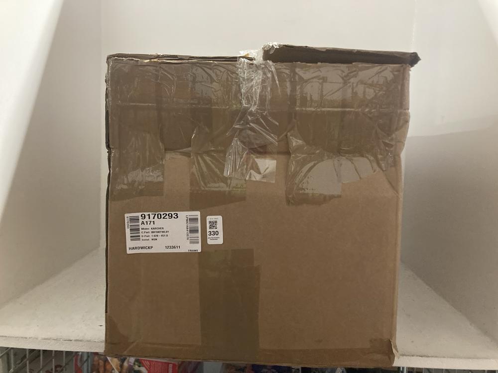 Lot 330  
            Chesterfield SR47 - Parcel Delivery Only 

                
KARCHER KWD 3 WET AND DRY VACUUM CLEANER (LOCATION: A12)