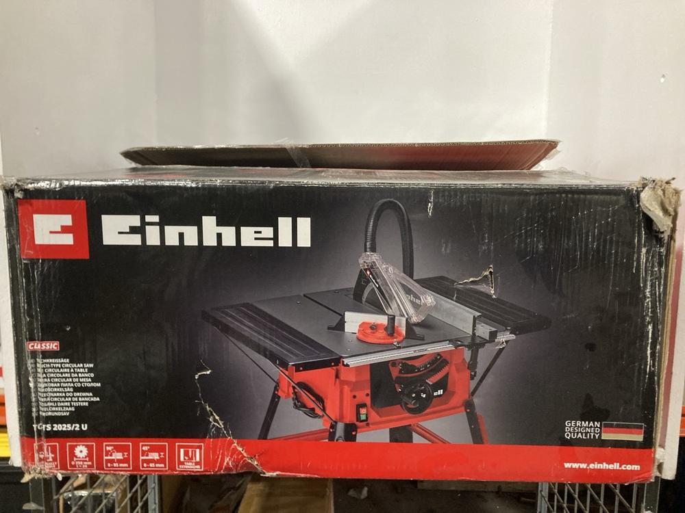 Lot 351  
            Chesterfield SR47 - Parcel Delivery Only 

                
EINHELL 250MM TABLE SAW ORIGINAL RRP £148 - MODEL NO. TC-TS 2025/2 U (LOCATION: B1)